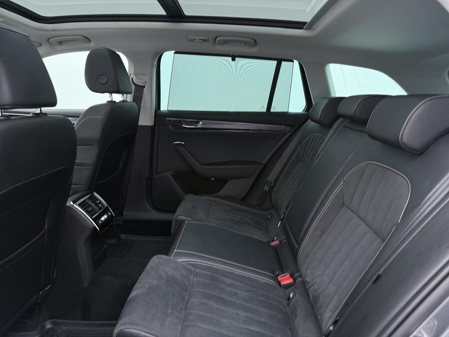 Škoda Superb Combi 1.4 TSI iV Business Edition Plus