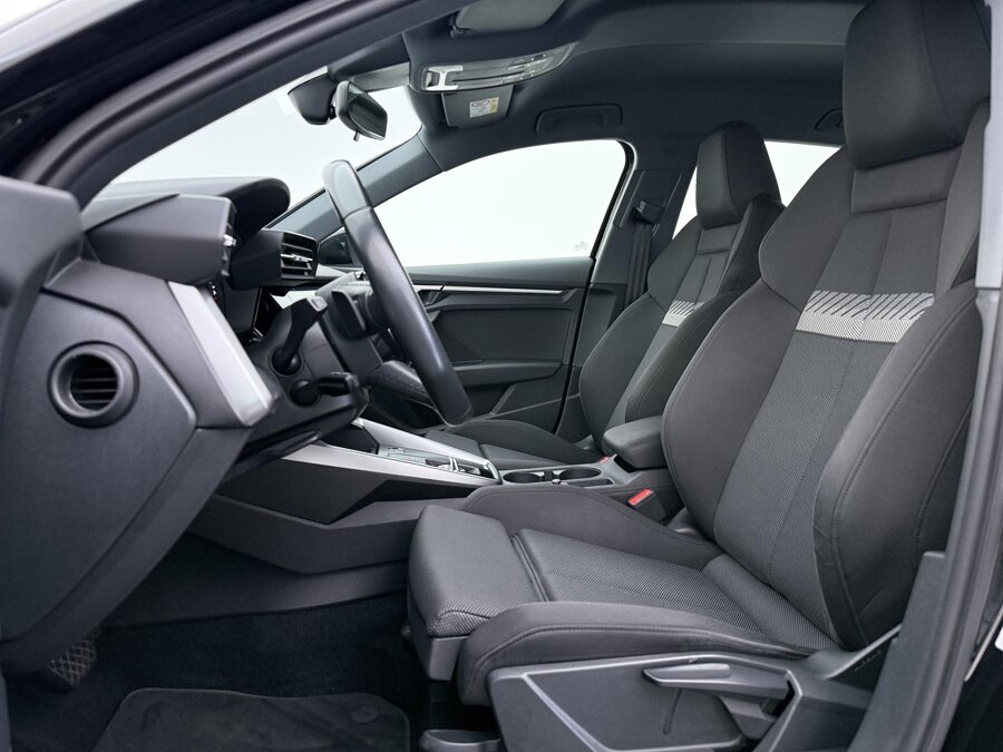 Audi A3 Sportback 30 TFSI Advanced edition