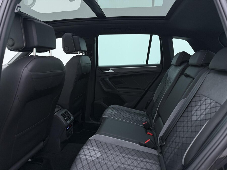 Volkswagen Tiguan 1.4 TSI eHybrid R-Line Business