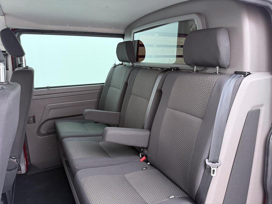 Volkswagen Bedrijfswagens Transporter 2.0 TDI 199 PK L2H1 30 DC Bulli