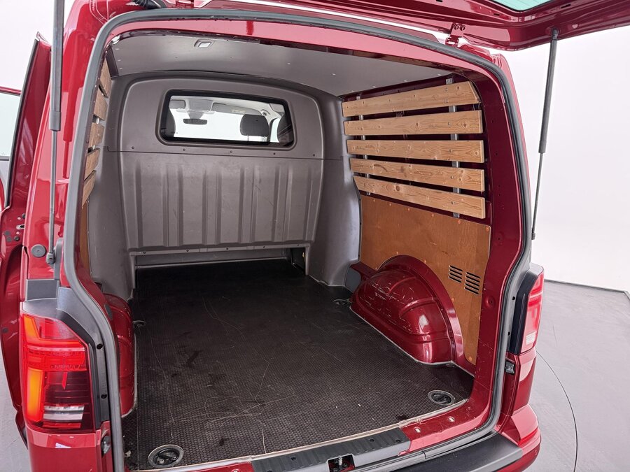 Volkswagen Bedrijfswagens Transporter 2.0 TDI 199 PK L2H1 30 DC Bulli