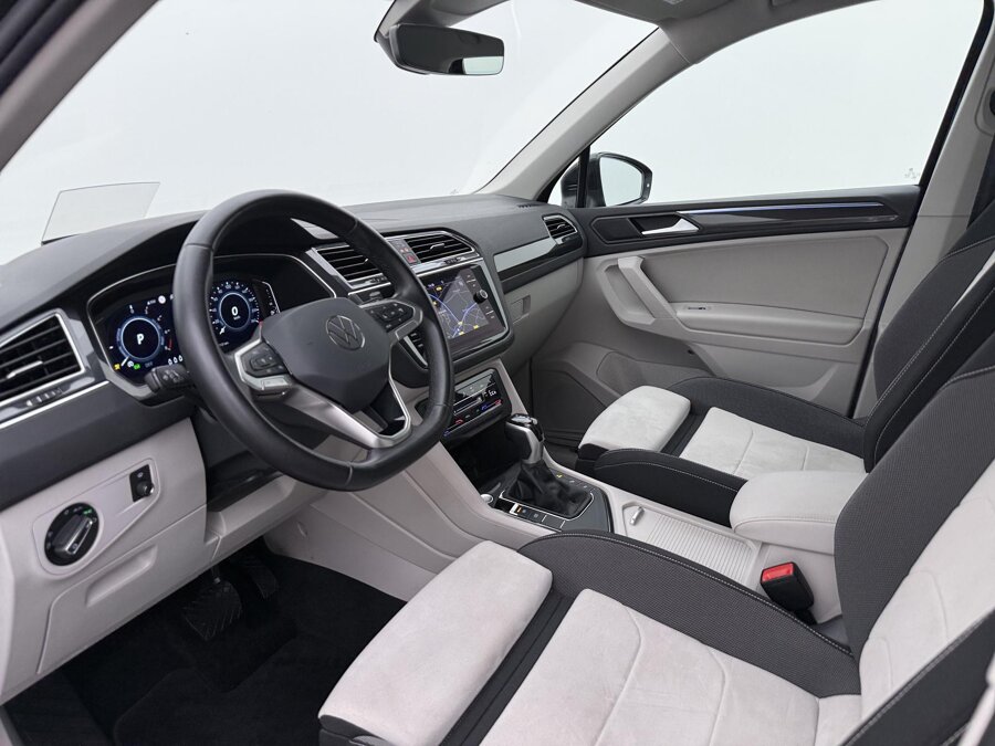 Volkswagen Tiguan 1.4 TSI eHybrid Elegance