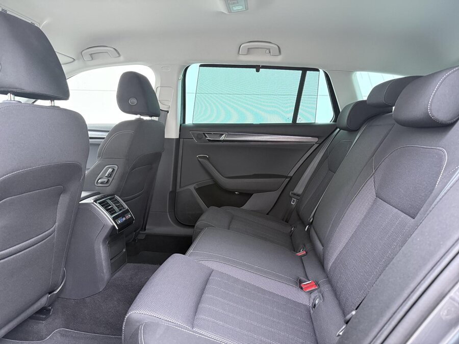 Škoda Superb Combi 1.4 TSI iV Edition Plus