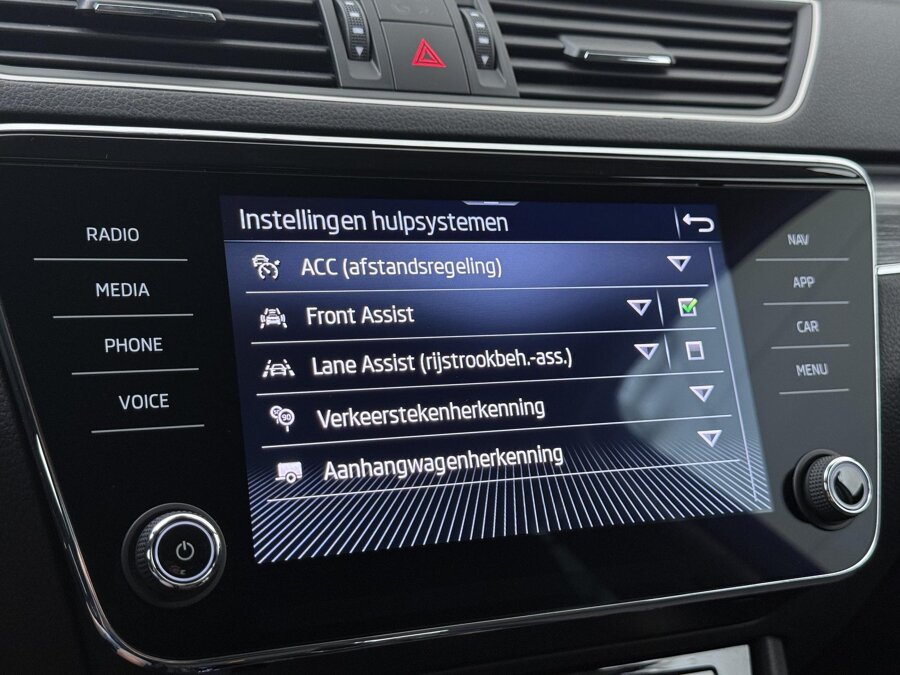 Škoda Superb Combi 1.4 TSI iV Edition Plus