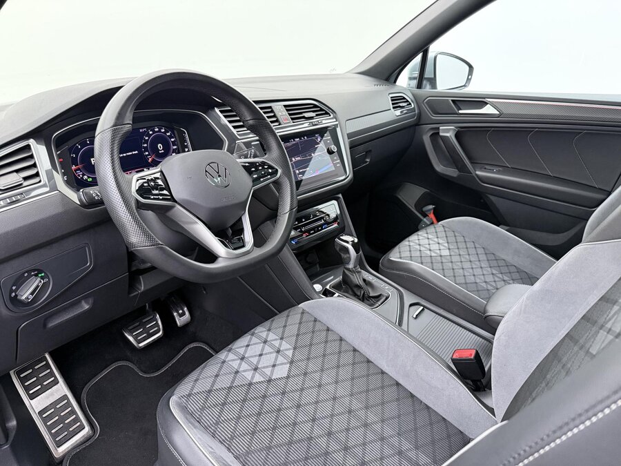 Volkswagen Tiguan Allspace 1.5 TSI R-Line 7 Persoons