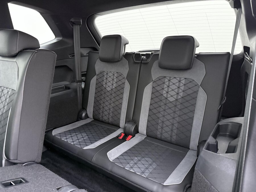 Volkswagen Tiguan Allspace 1.5 TSI R-Line 7 Persoons