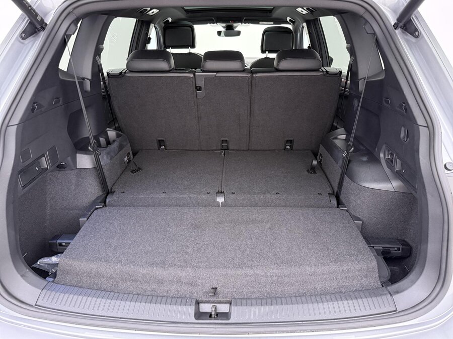Volkswagen Tiguan Allspace 1.5 TSI R-Line 7 Persoons
