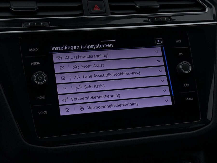 Volkswagen Tiguan 1.4 TSI eHybrid R-Line Business+