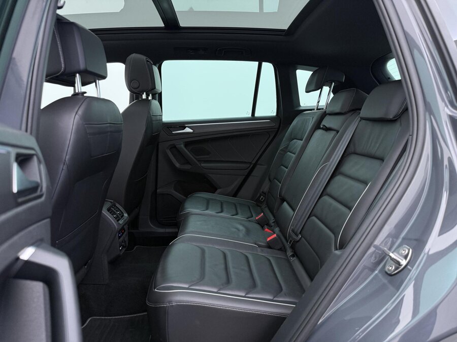Volkswagen Tiguan 1.4 TSI eHybrid R-Line Business+
