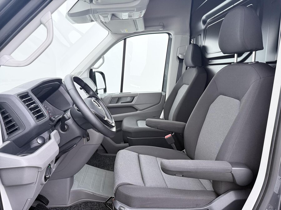 Volkswagen Bedrijfswagens Crafter 30 2.0 TDI 140 PK Aut. L3H3 Highline