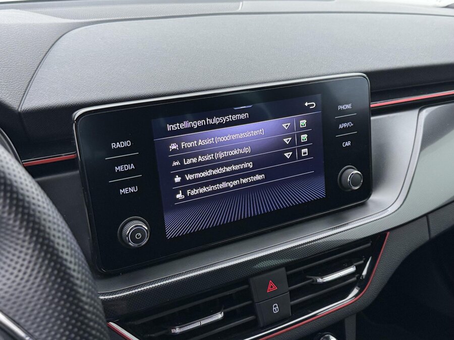 Škoda Kamiq 1.0 TSI Sport Business