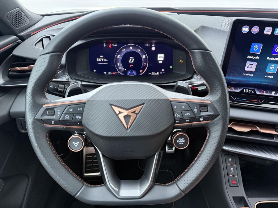 CUPRA Terramar 1.5 TSI e-Hybrid Essential