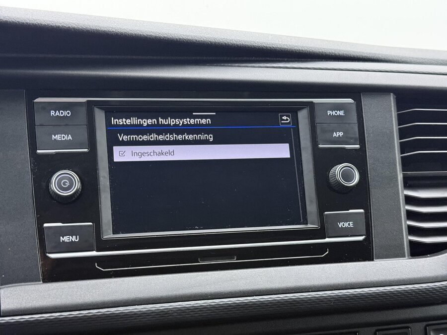 Volkswagen Bedrijfswagens Transporter 2.0 TDI 110 PK L1H1 28 Comfortline