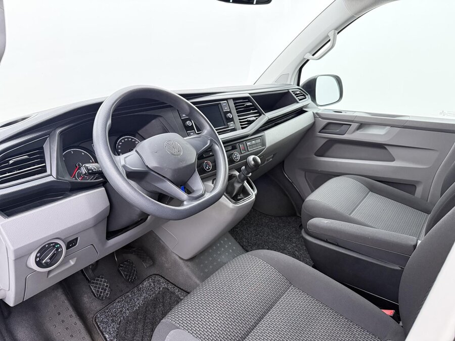 Volkswagen Bedrijfswagens Transporter 2.0 TDI 110 PK L1H1 28 Comfortline