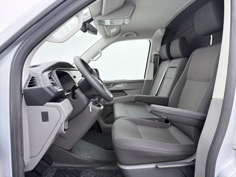Volkswagen Bedrijfswagens Transporter 2.0 TDI 110 PK L1H1