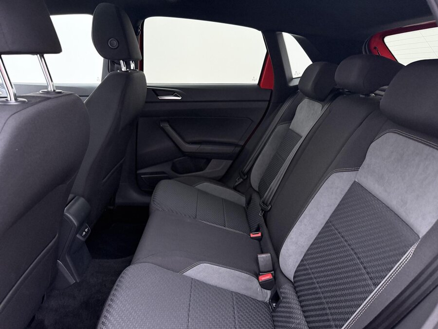 Volkswagen Polo 1.0 TSI Highline Business R-line