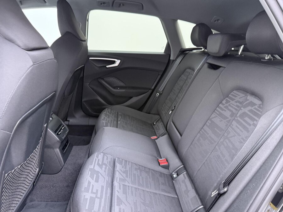 Audi A5 Avant 299PK e-hybrid Quattro Advanced
