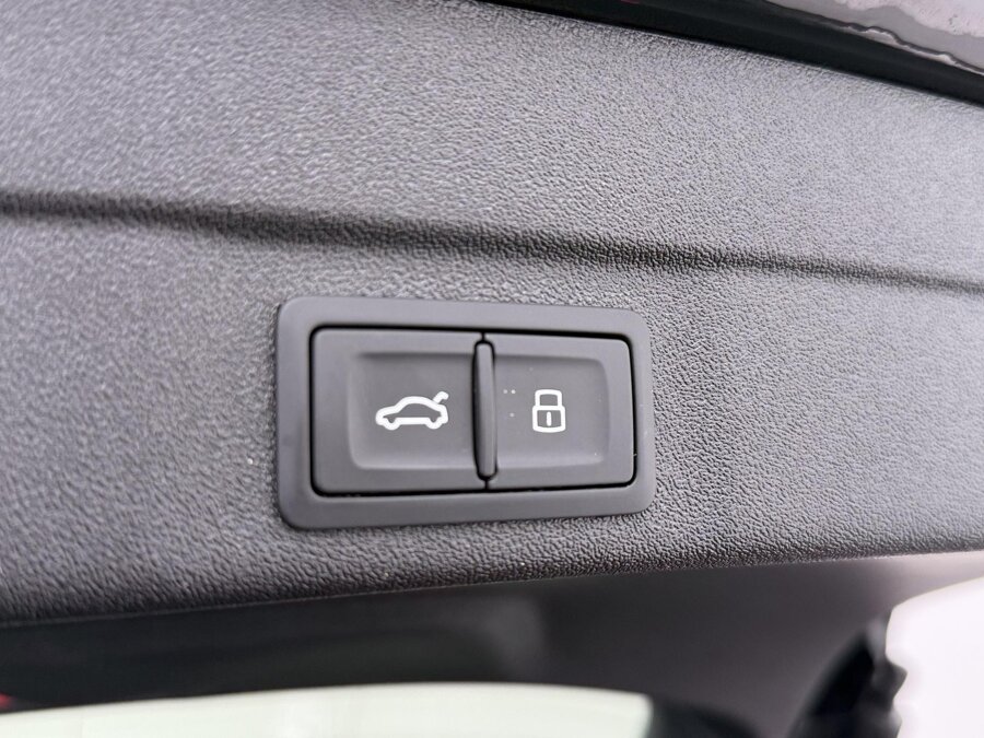 Audi A5 Avant 299PK e-hybrid Quattro Advanced