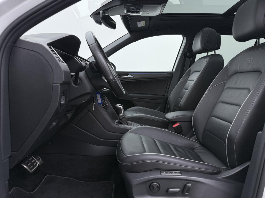 Volkswagen Tiguan 1.4 TSI eHybrid R-Line Business+