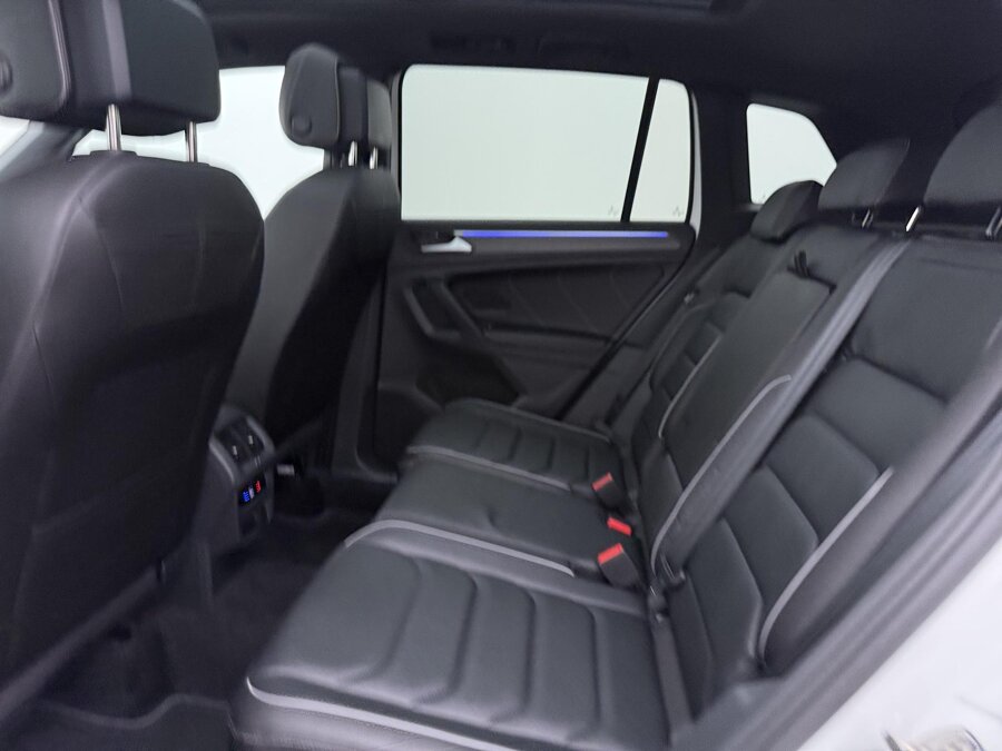 Volkswagen Tiguan 1.4 TSI eHybrid R-Line Business+