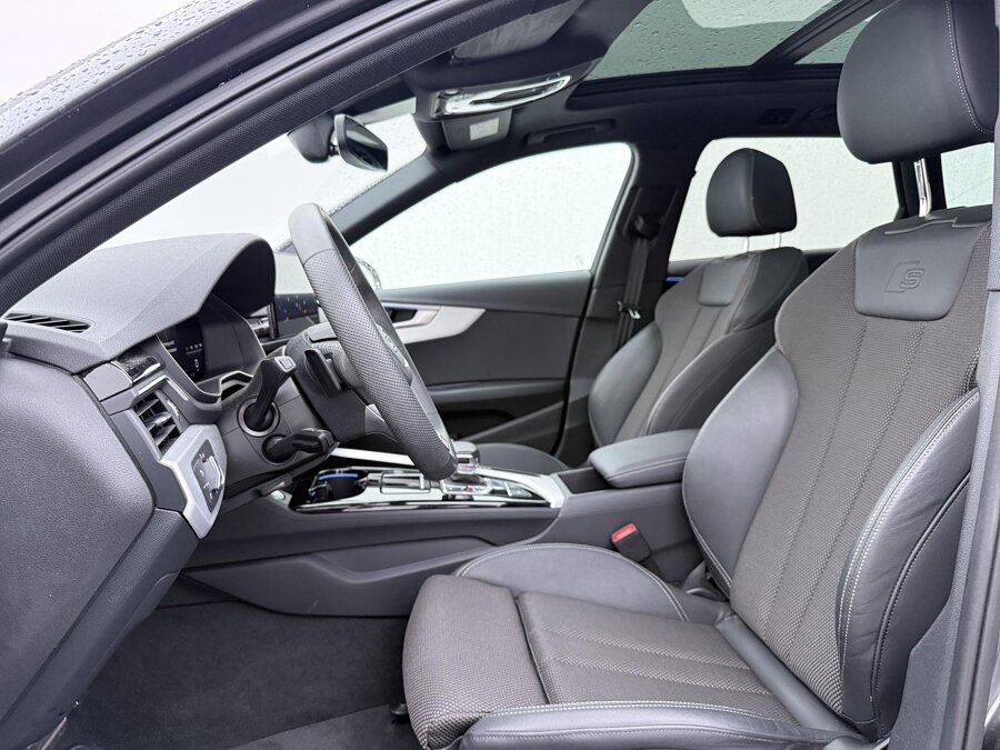 Audi A4 Avant 35 TFSI S-Line Competition