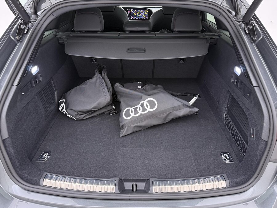 Audi A5 Avant 2.0 e-hybrid 367 PK Quattro S Edition Competition