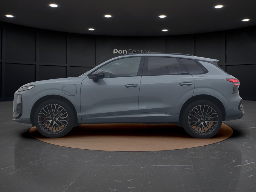 Audi Q3 S edition 1.5 e-hybrid 200 kW / 272 PK