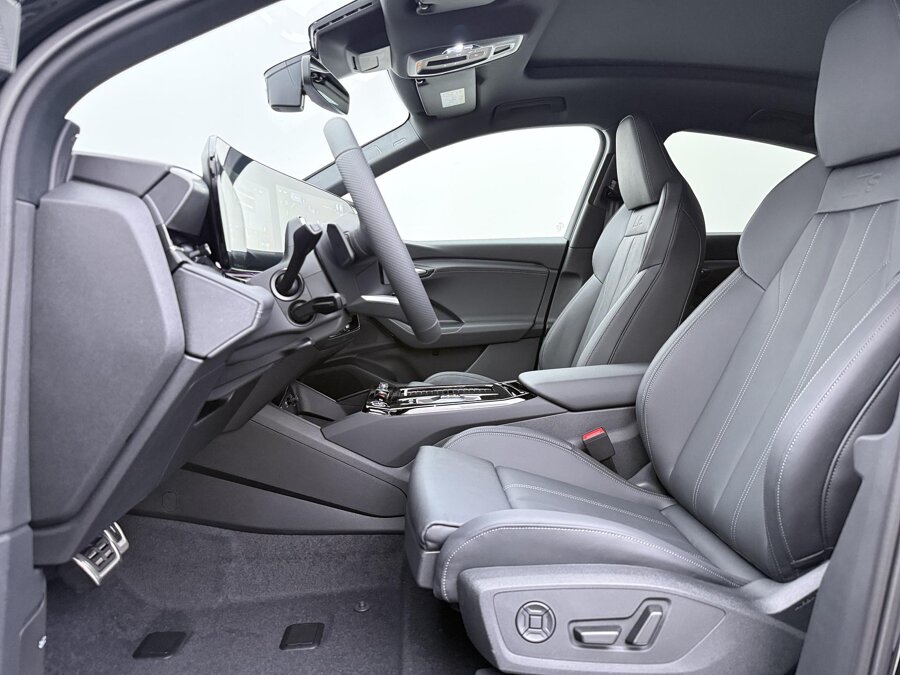 Audi Q6 Sportback e-tron S edition performance 100 Kwh 225 kW / 306 PK