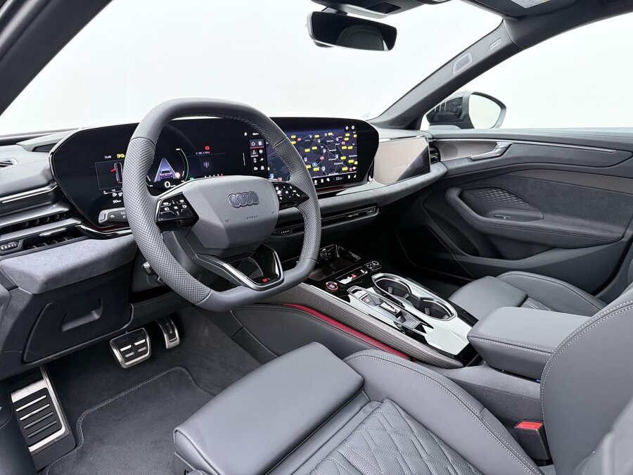 Audi A6 Limousine S edition Competition 2.0 e-hybrid 270 kW / 367 PK