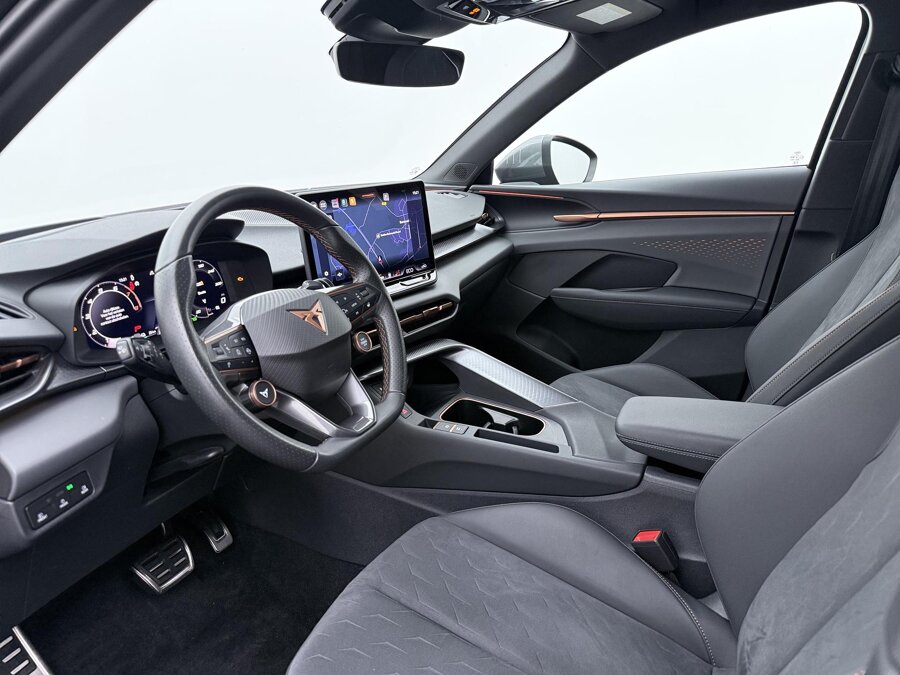 CUPRA Terramar 1.5 TSI e-Hybrid Business