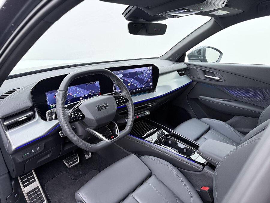 Audi Q3 272 PK e-hybrid S-line