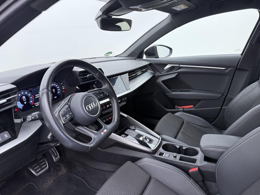 Audi A3 Limousine 30 TFSI S edition