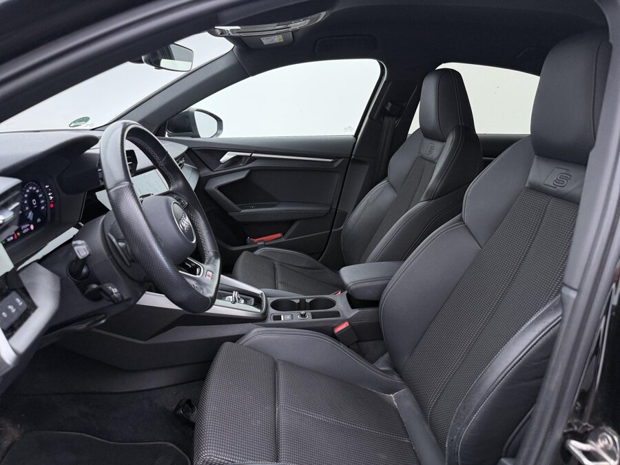 Audi A3 Limousine 30 TFSI S edition