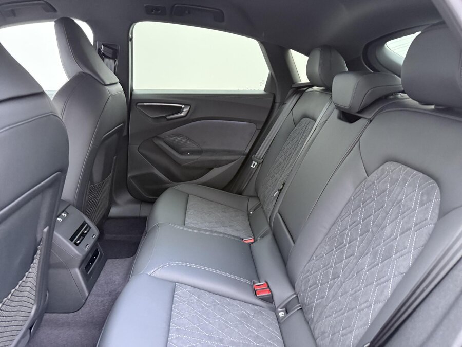Audi A5 Limousine S edition 2.0 e-hybrid 220 kW / 299 PK