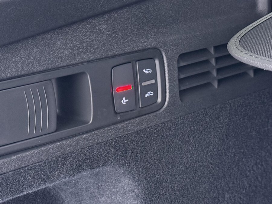 Audi Q5 2.0 TFSI e-hybrid quattro S-Line Competition
