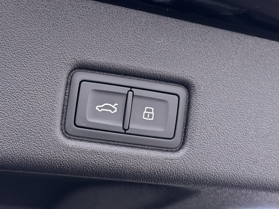 Audi Q5 2.0 TFSI e-hybrid quattro S-Line Competition
