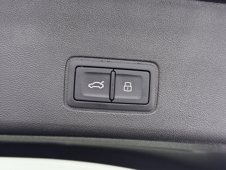 Audi Q3 Sportback S edition e-hybrid 200 kW / 272 PK