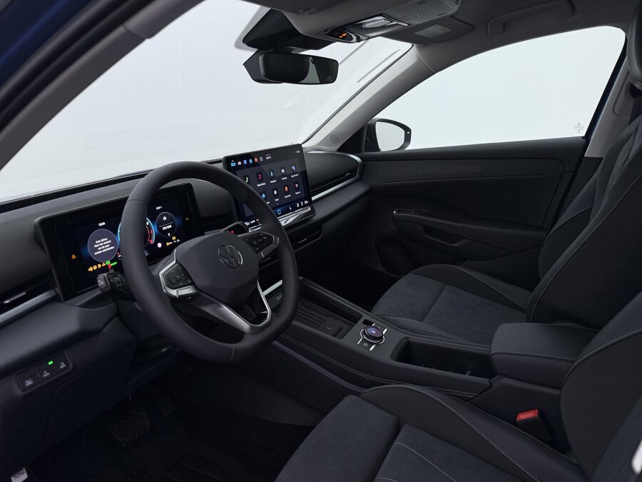 Volkswagen T-Roc Style First Edition 1.5 eTSI 85 kW / 116 PK