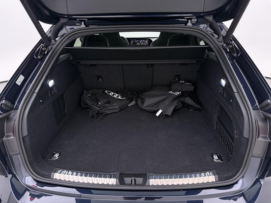 Audi A5 Avant 367PK e-hybrid Quattro Competition