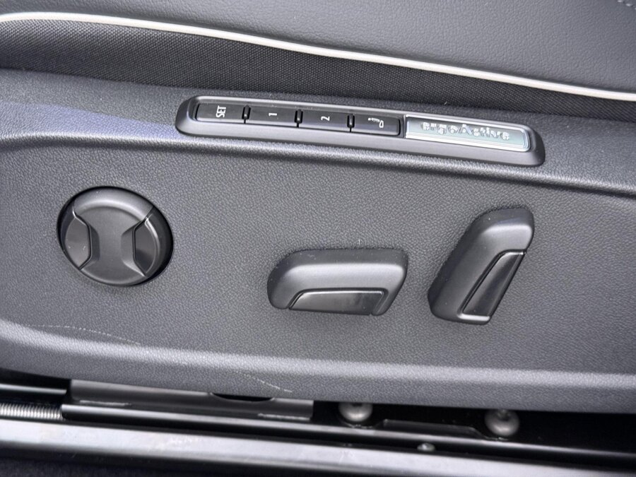 Volkswagen ID.4 Pro Limited Edition Plus 77 kWh 210 kW / 286 PK