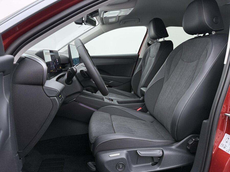 Volkswagen T-Roc Style First Edition 1.5 eTSI 85 kW / 116 PK