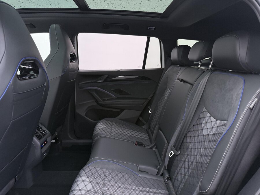 Volkswagen Tayron R-Line Edition 1.5 eHybrid 150 kW / 204 PK