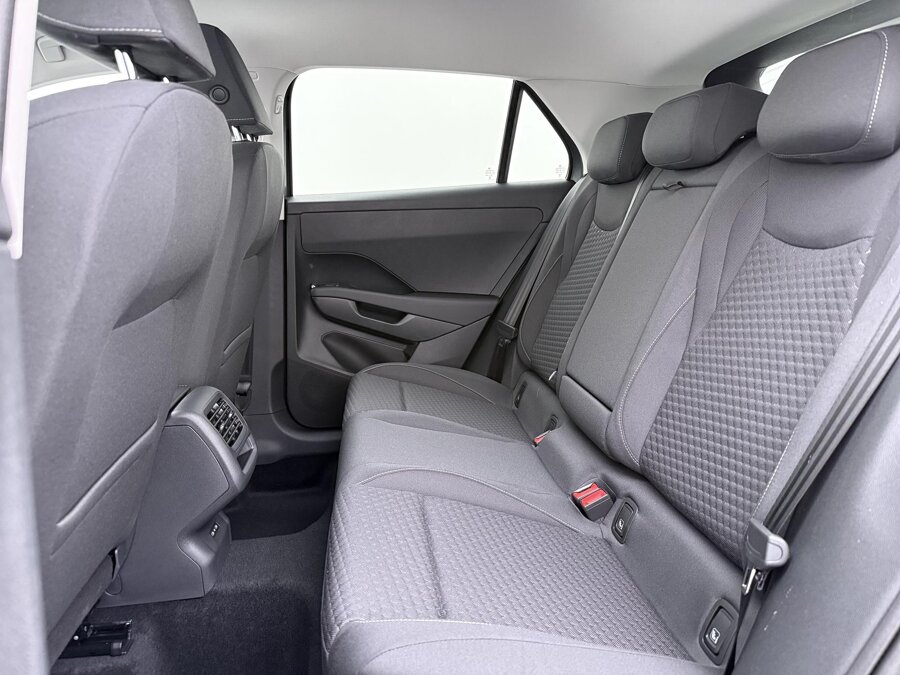 Volkswagen T-Roc Life First Edition 1.5 eTSI 85 kW / 116 PK