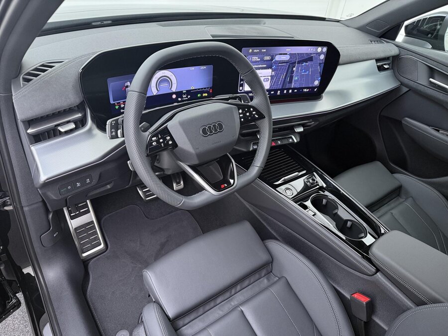 Audi Q3 S edition 1.5 e-hybrid 200 kW / 272 PK