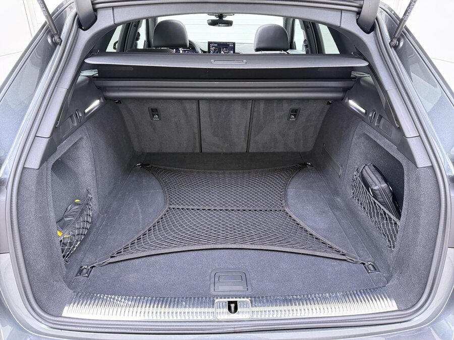 Audi A4 Avant 35 TFSI S-line