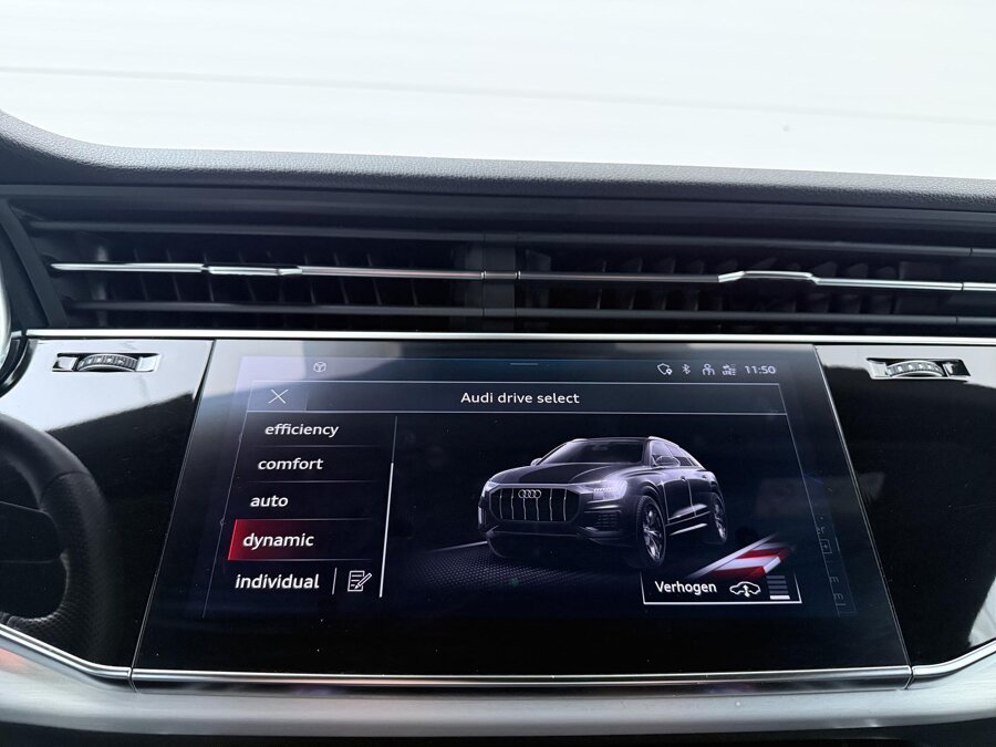 Audi Q8 60 TFSI e Quattro S-Line