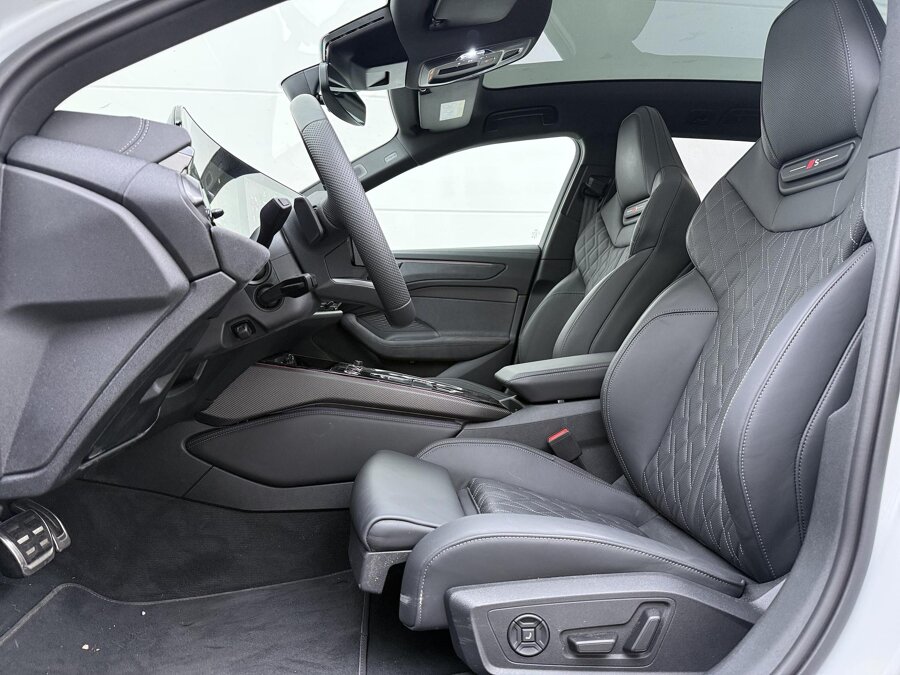 Audi A6 Avant 2.0 e-hybrid Quattro
