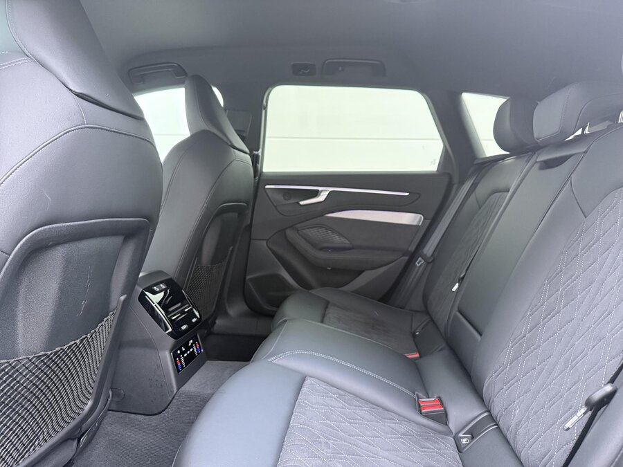 Audi A6 Avant 2.0 e-hybrid 367 PK Quattro S-Line