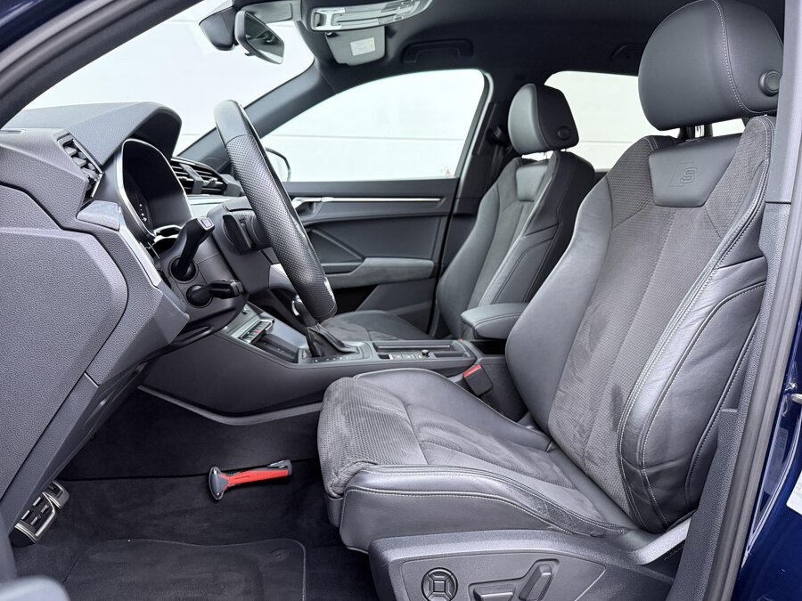 Audi Q3 45 TFSI e S-line