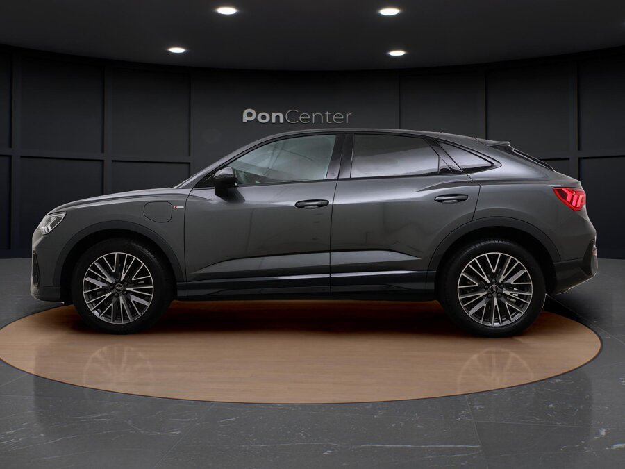 Audi Q3 Sportback 45 TFSIe S-line